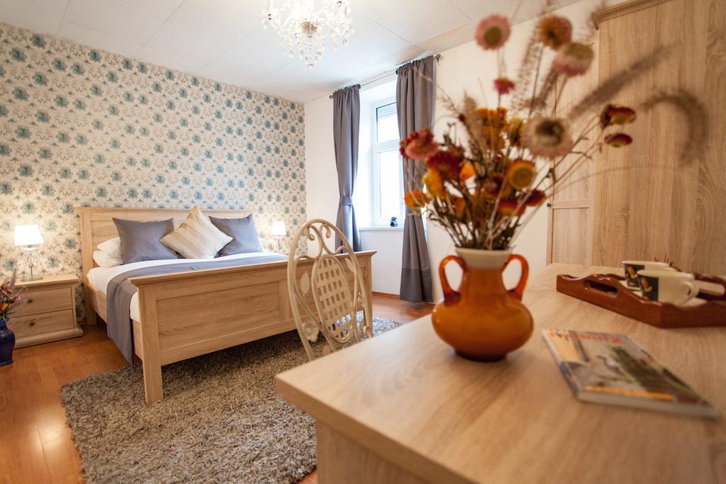 Apartments Artorius Laško Pokoj fotografie